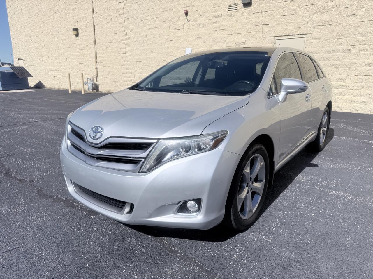 Toyota Venza LE V6 FWD 2013