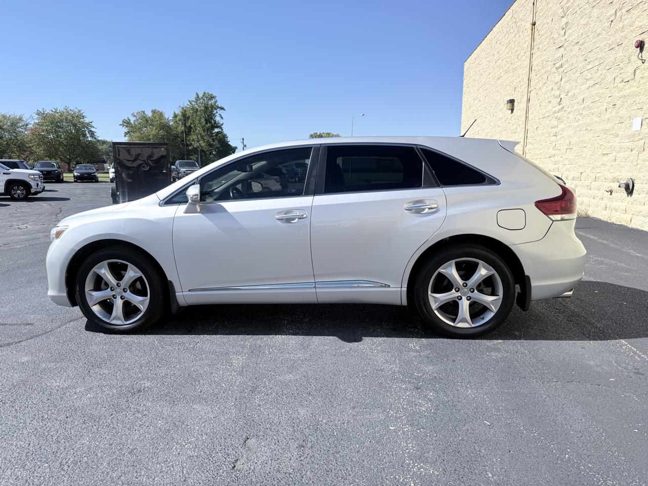 Toyota Venza LE V6 FWD 2013