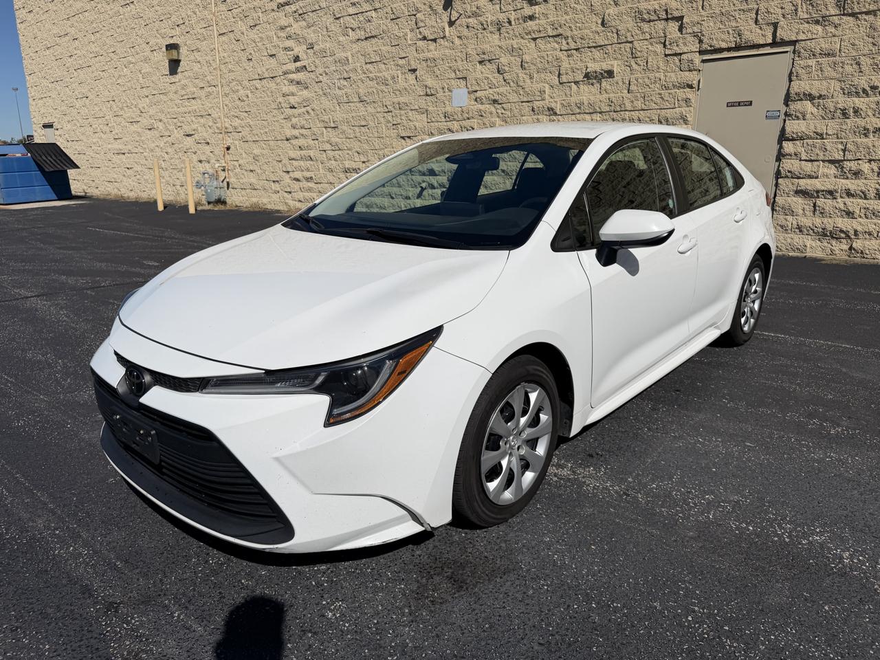 Toyota Corolla LE 2024