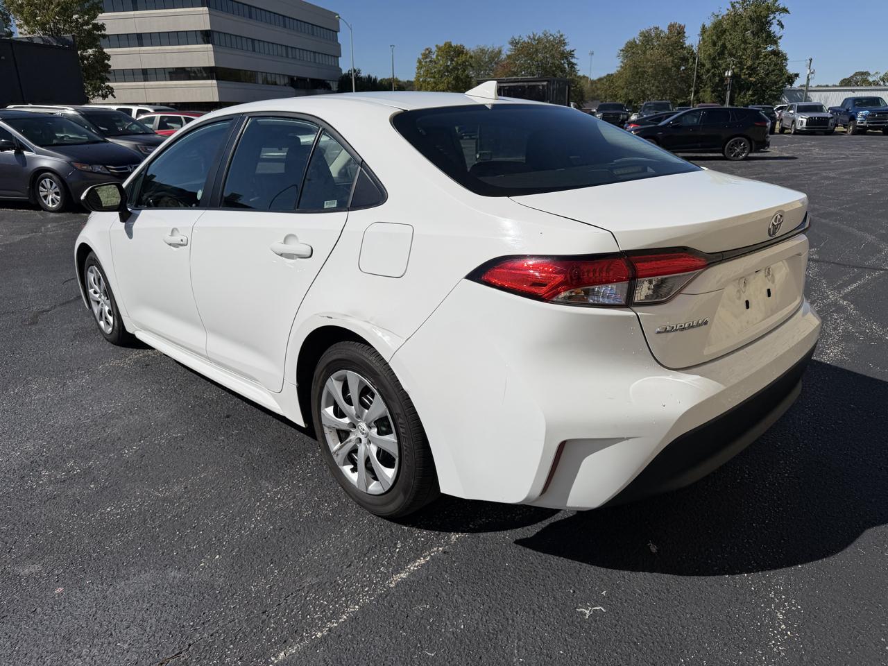 Toyota Corolla LE 2024