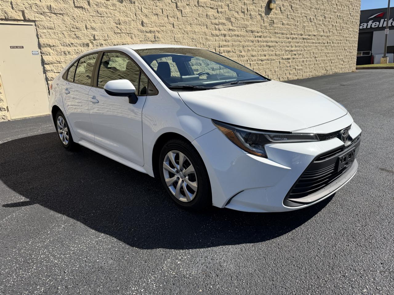 Toyota Corolla LE 2024