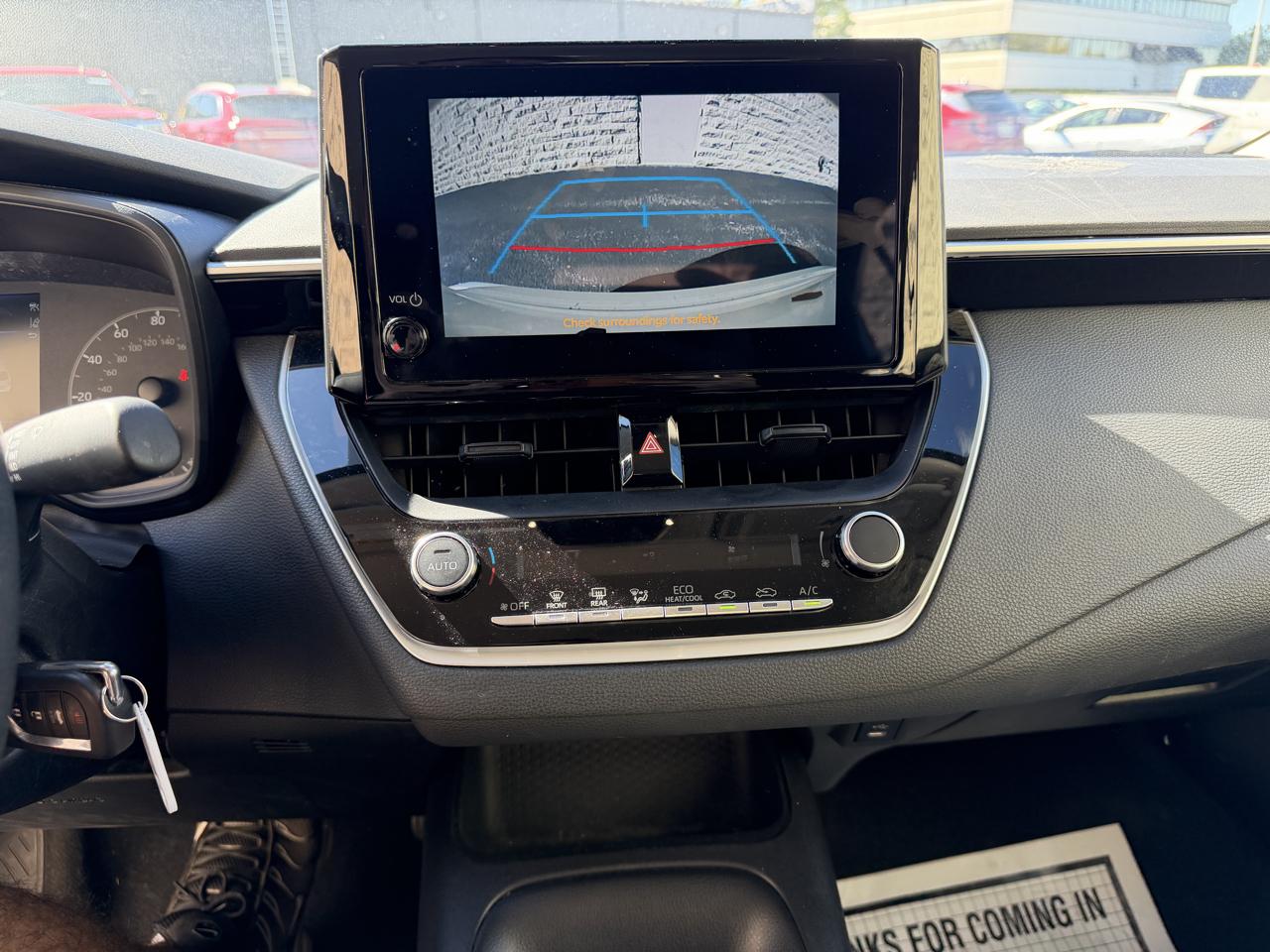 Toyota Corolla LE 2024