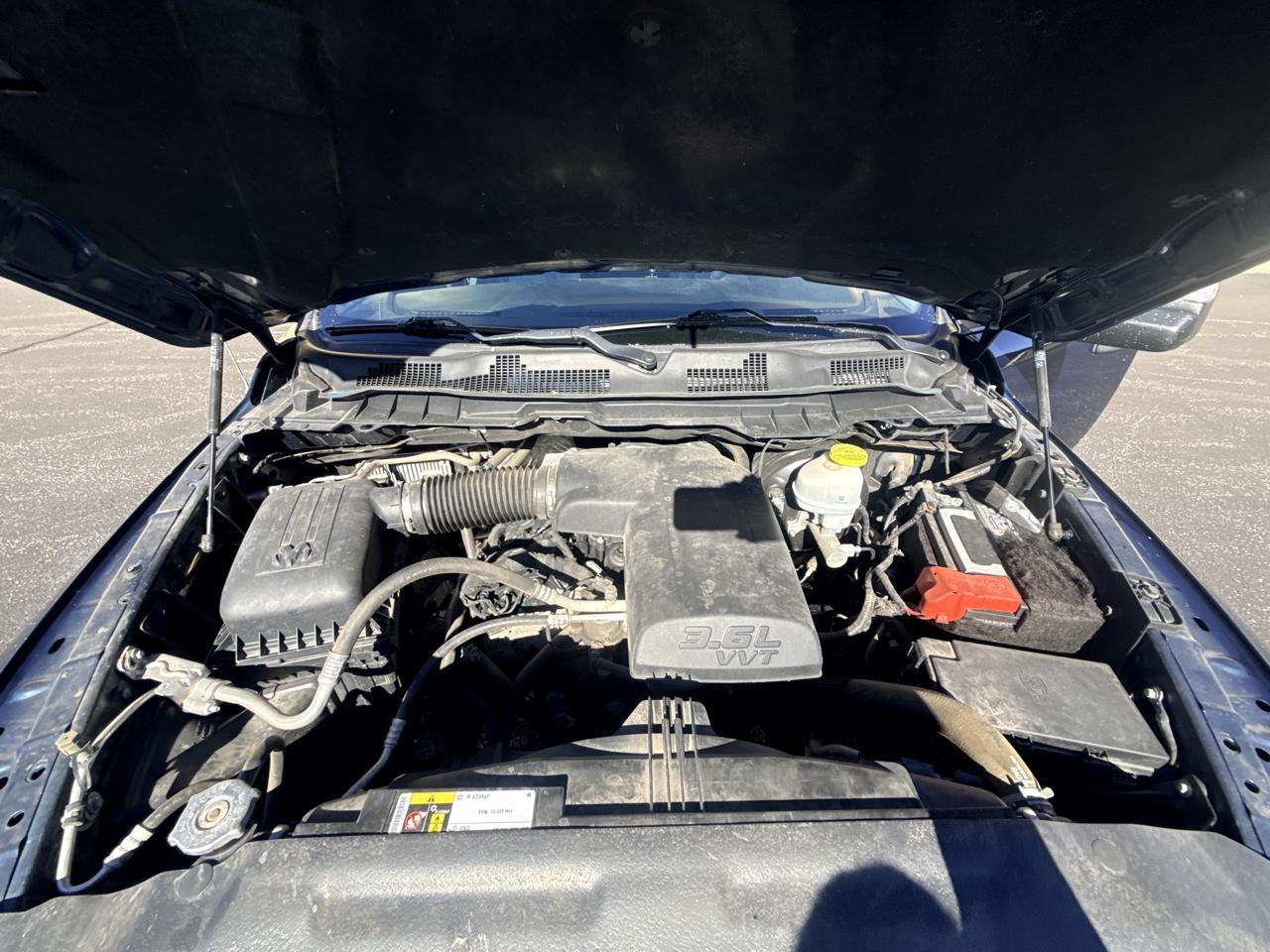 RAM 1500 Classic Tradesman Quad Cab 4WD 2023