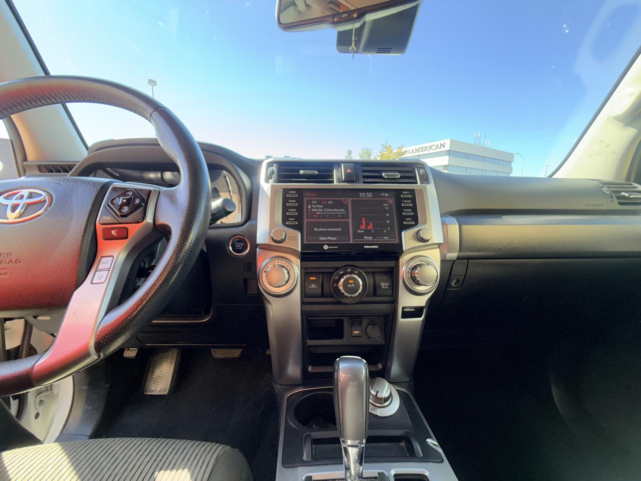 Toyota 4Runner SR5 4WD 2023