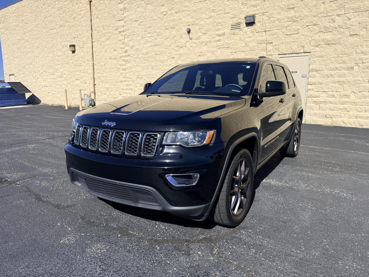 Jeep Grand Cherokee Laredo 2WD 2020