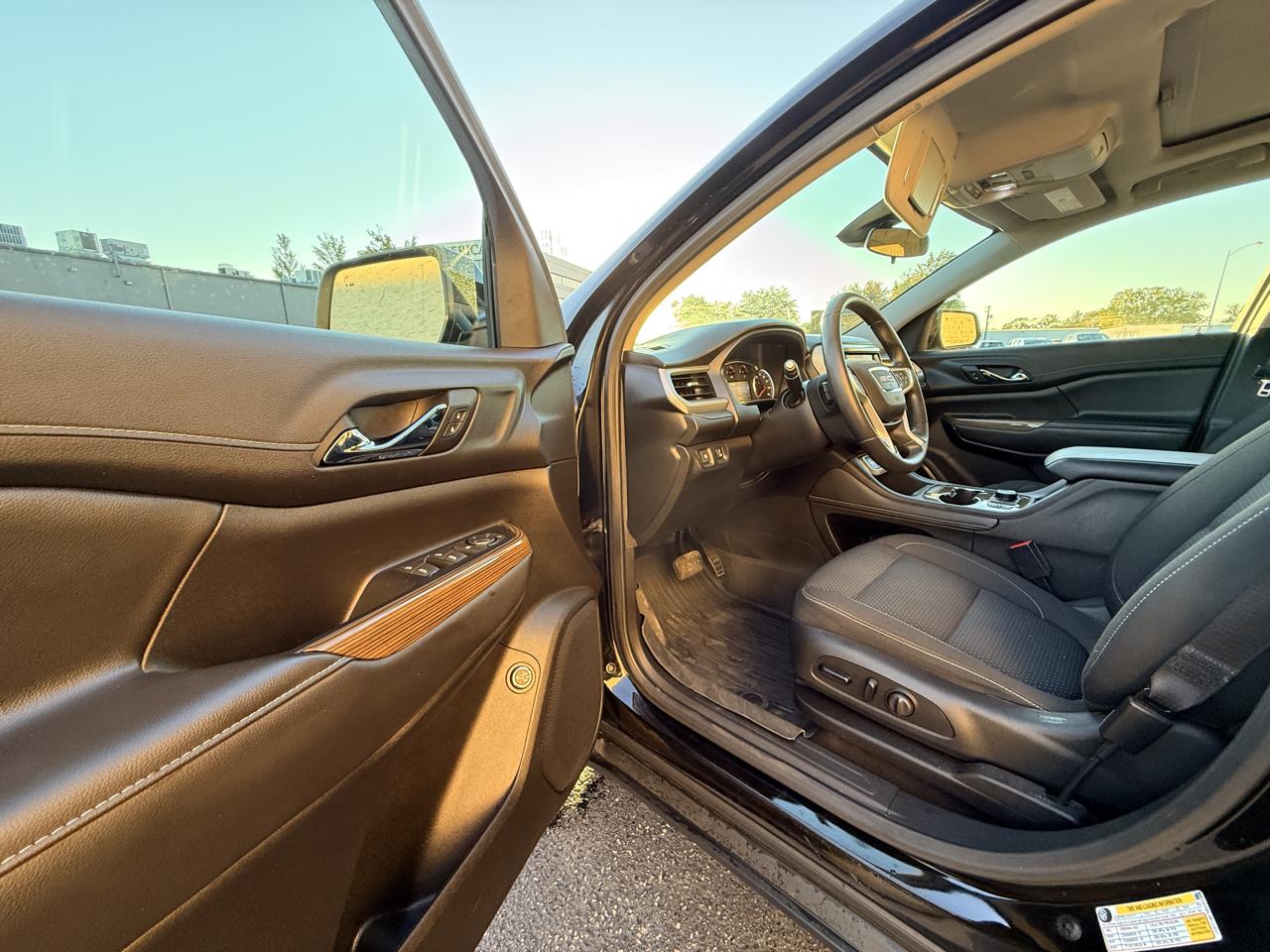 GMC Acadia SLE AWD 2023