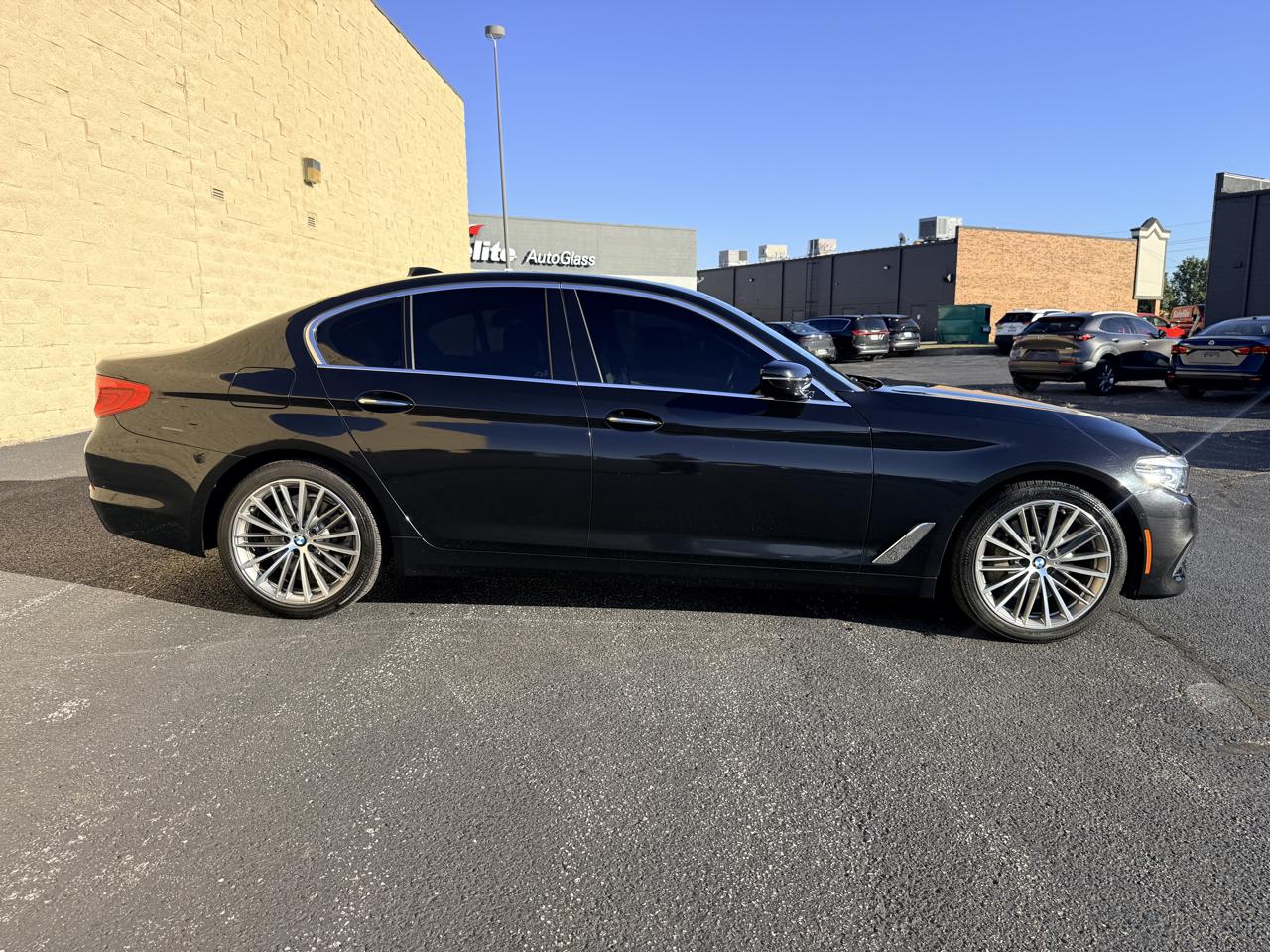 BMW 5-Series 530i 2018