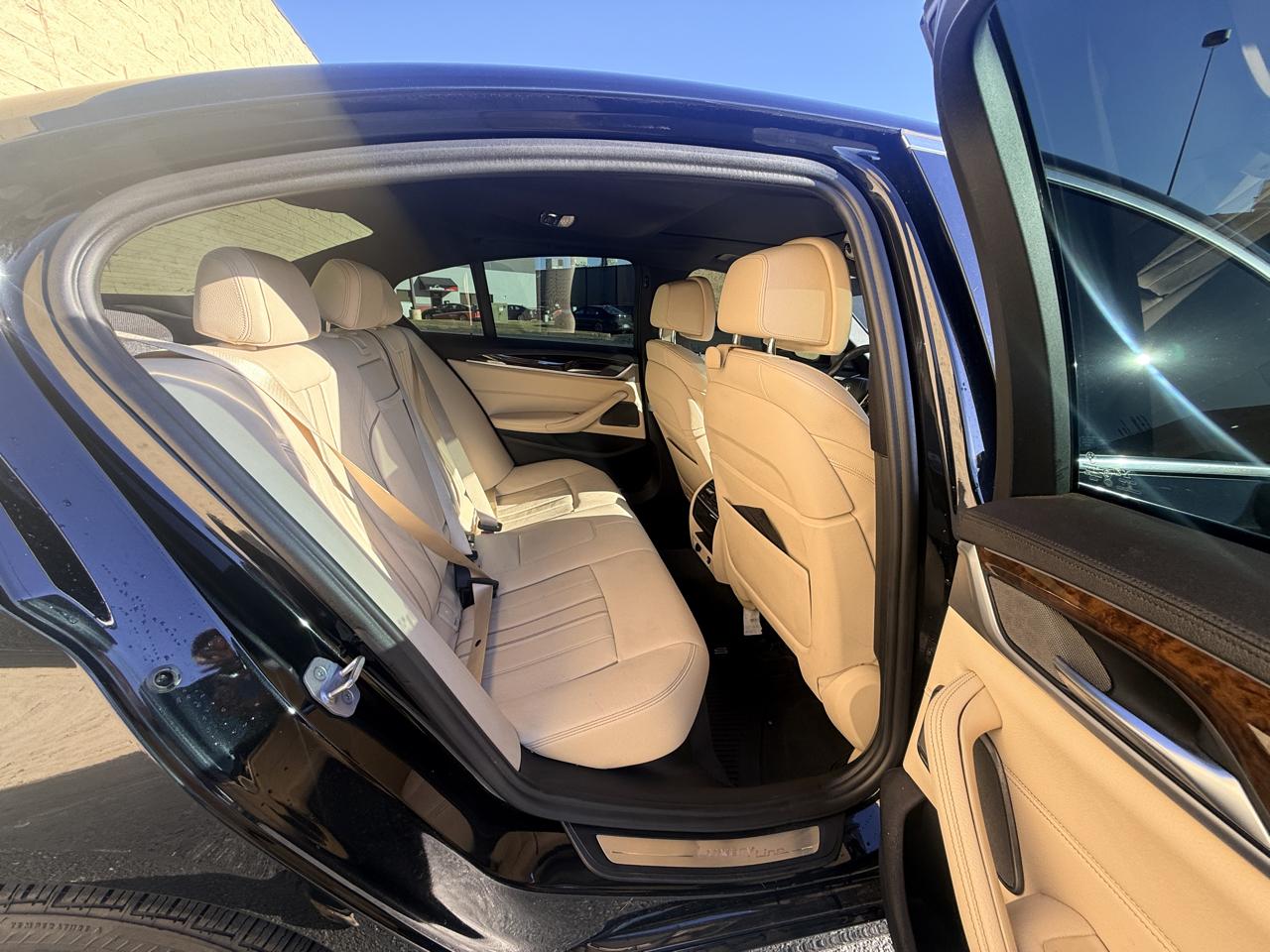BMW 5-Series 530i 2018
