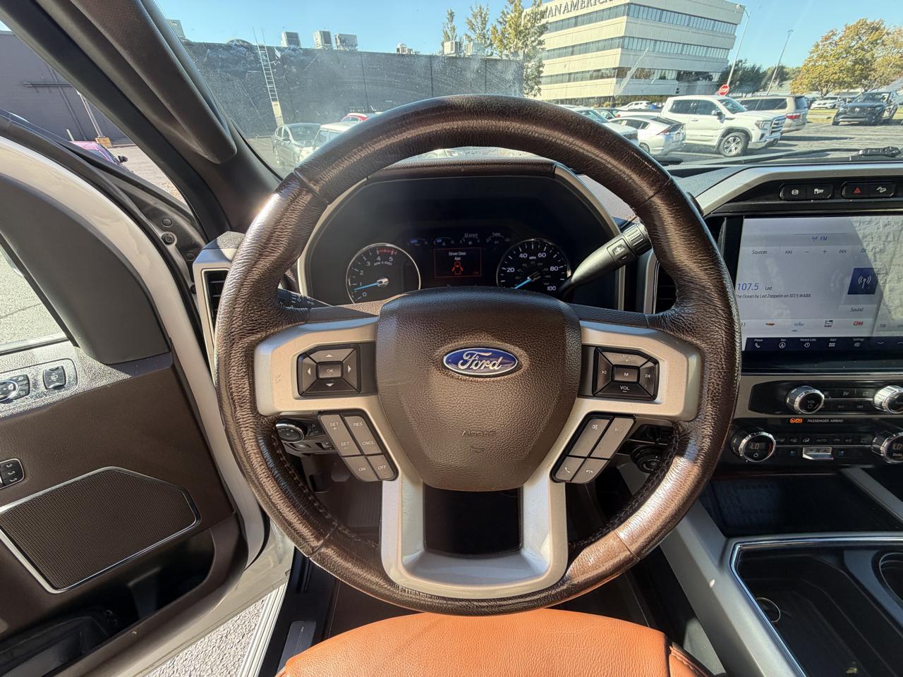 Ford F-350 SD King Ranch Crew Cab Long Bed 4WD 2022