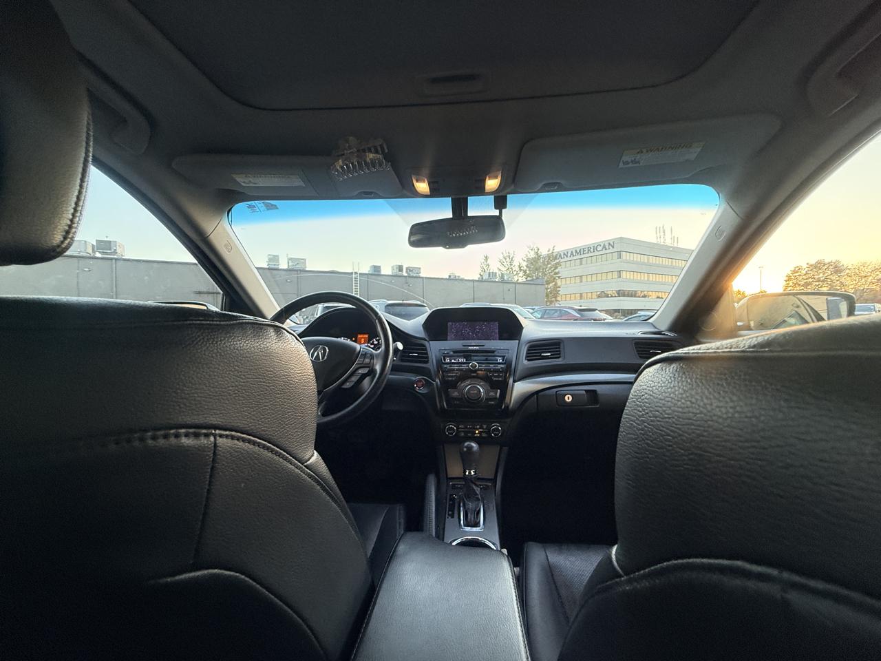 Acura ILX 5-Spd AT w/ Technology Package 2013
