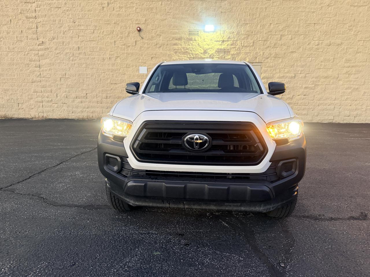 Toyota Tacoma SR5 Access Cab I4 6AT 2WD 2023