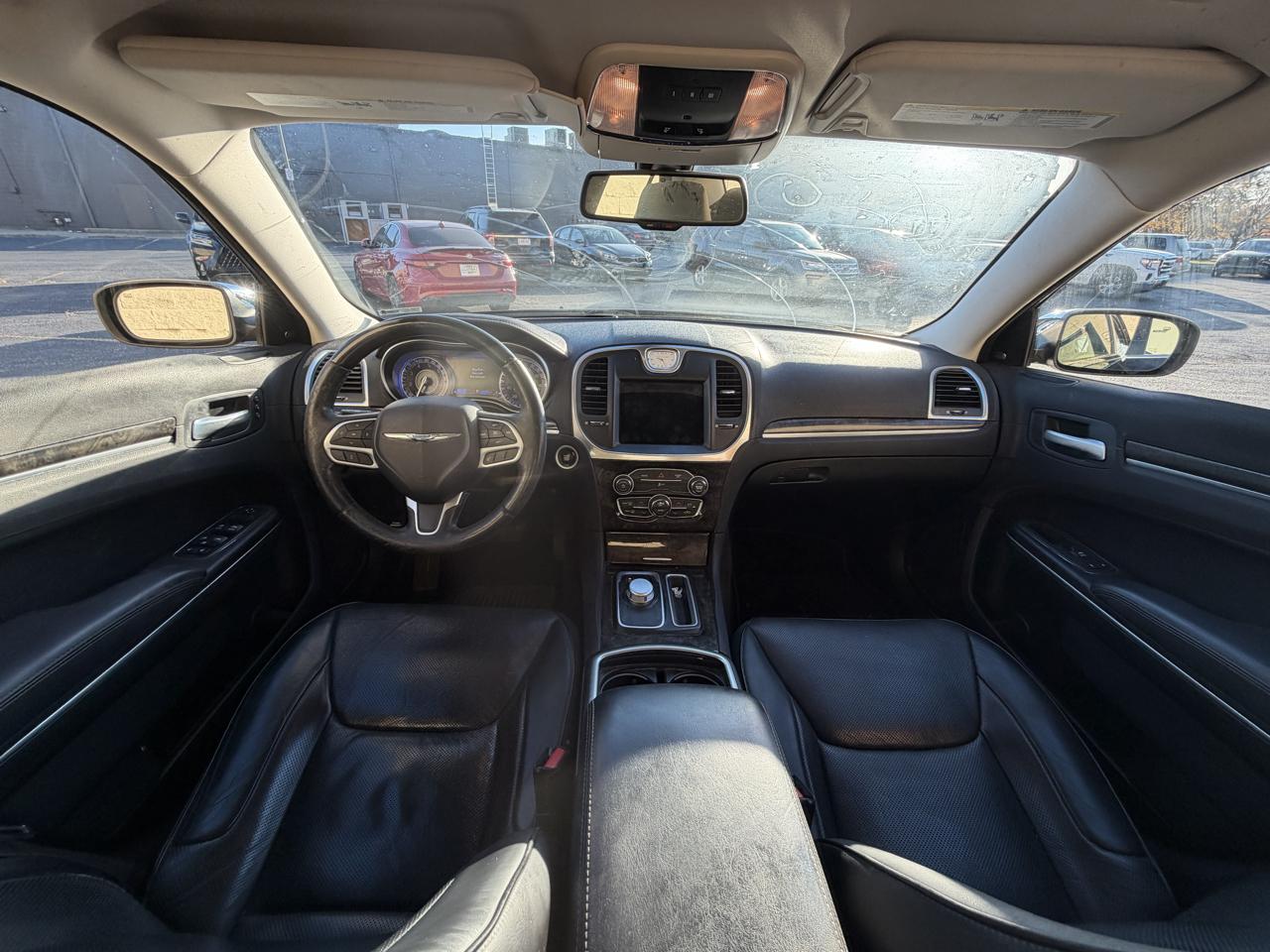 Chrysler 300 Limited RWD 2018
