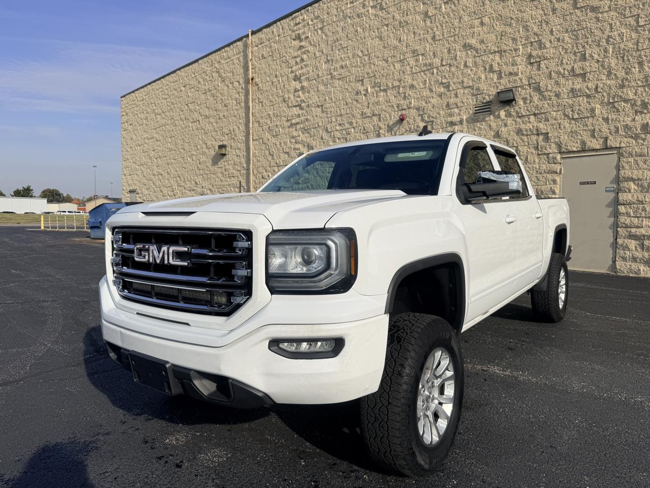 GMC Sierra 1500 SLE Crew Cab Long Box 4WD 2016