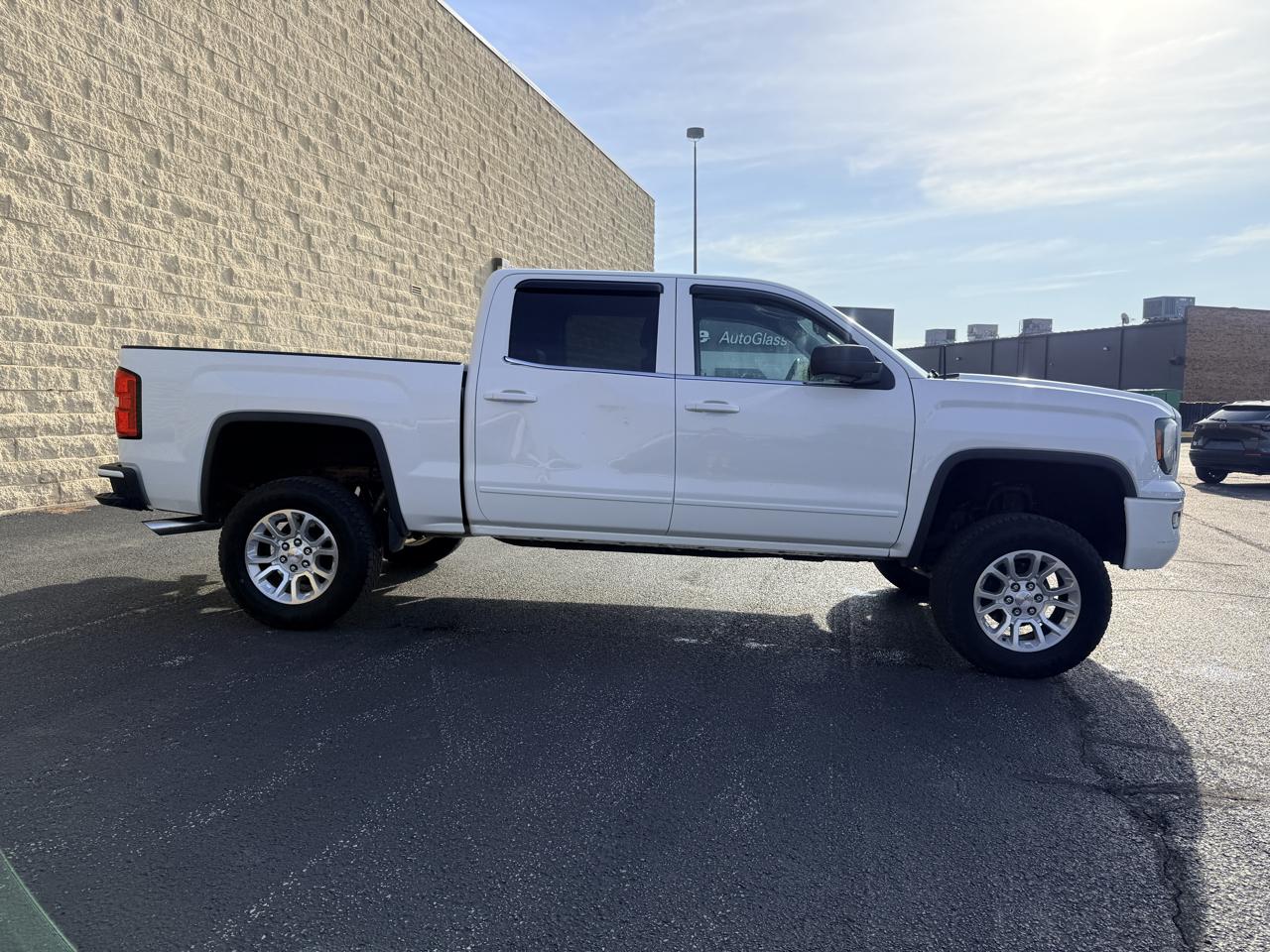 GMC Sierra 1500 SLE Crew Cab Long Box 4WD 2016