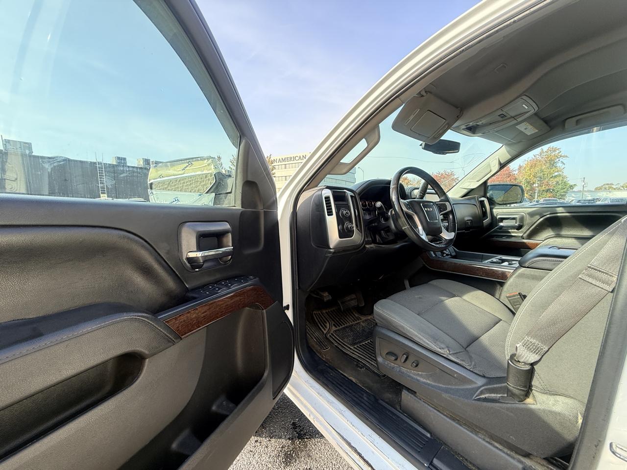 GMC Sierra 1500 SLE Crew Cab Long Box 4WD 2016