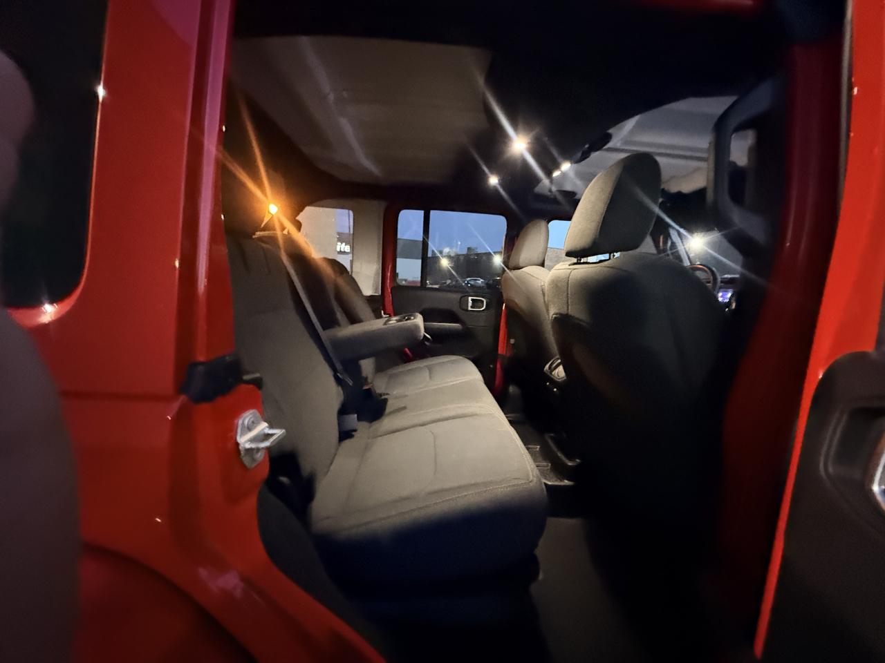 Jeep Wrangler 4xe Sahara 2024
