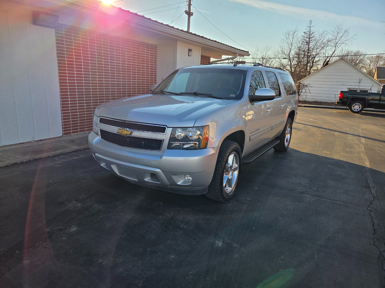 Chevrolet Suburban LTZ 1500 4WD 2013