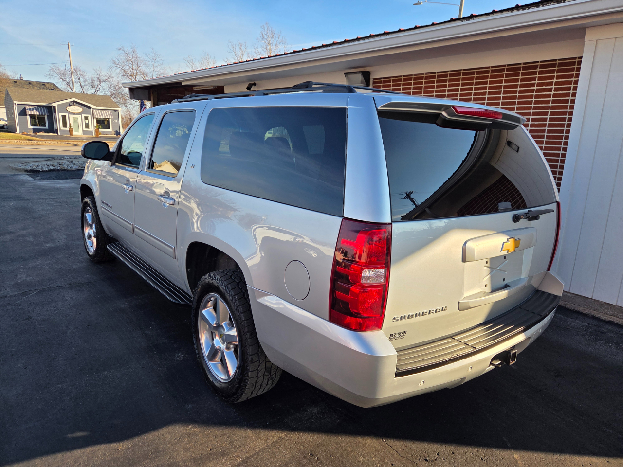 Chevrolet Suburban LTZ 1500 4WD 2013