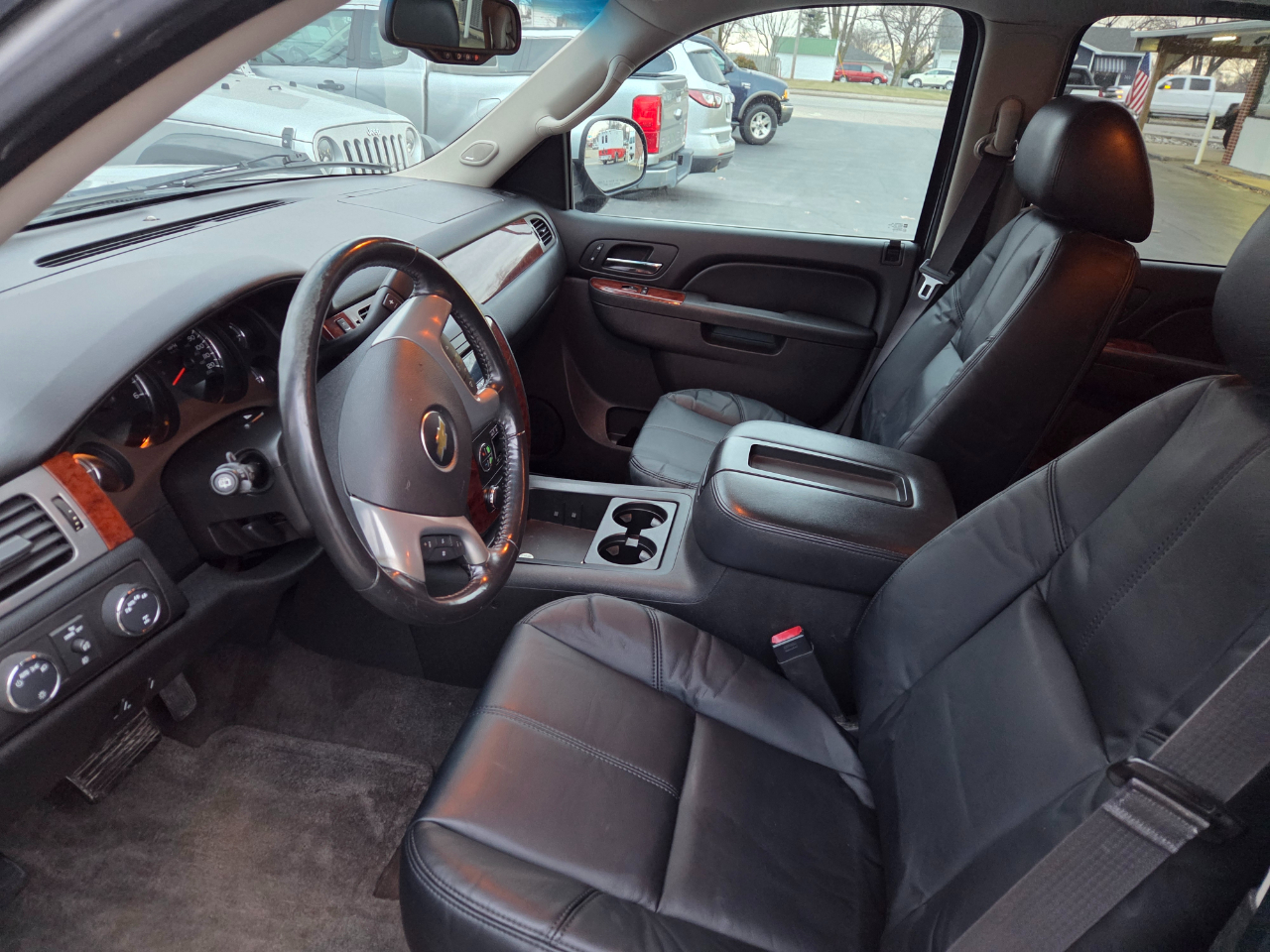 Chevrolet Suburban LTZ 1500 4WD 2013