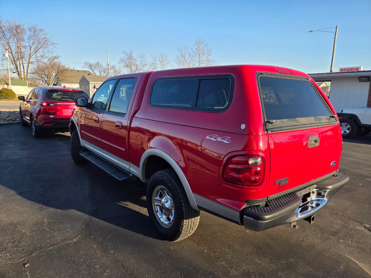 Ford F-150 Lariat SuperCrew Short Bed 4WD 2002