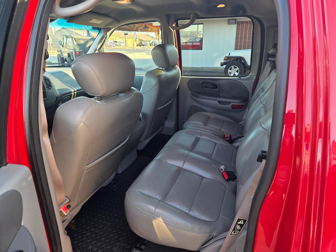 Ford F-150 Lariat SuperCrew Short Bed 4WD 2002