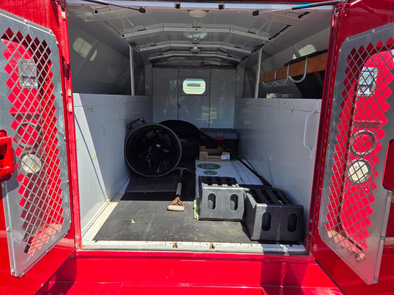 Ford Econoline E-350 Super Duty 2006