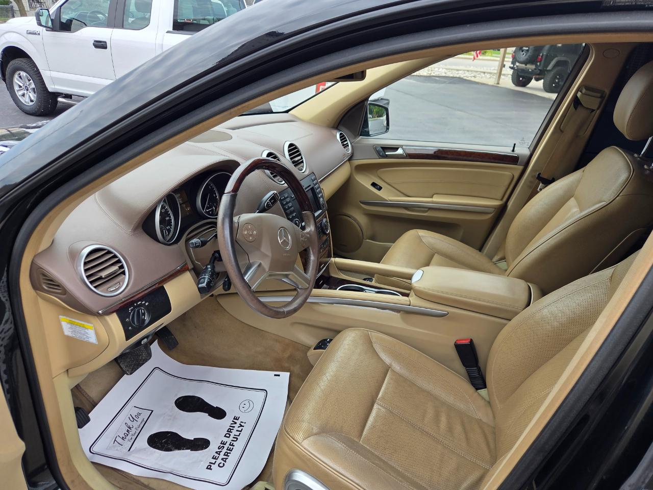 Mercedes-Benz GL-Class GL550 4MATIC 2011