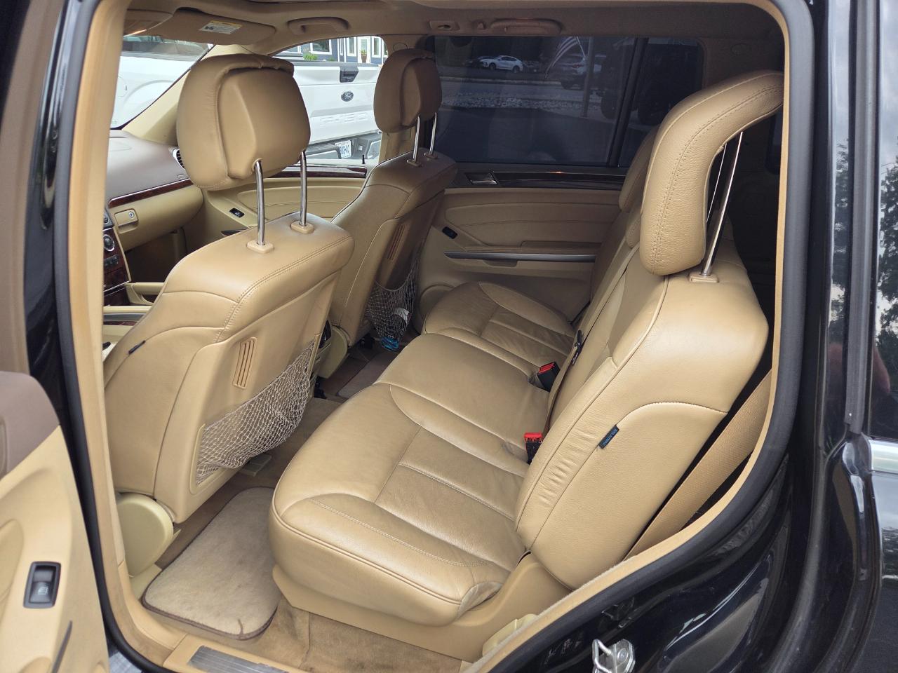 Mercedes-Benz GL-Class GL550 4MATIC 2011