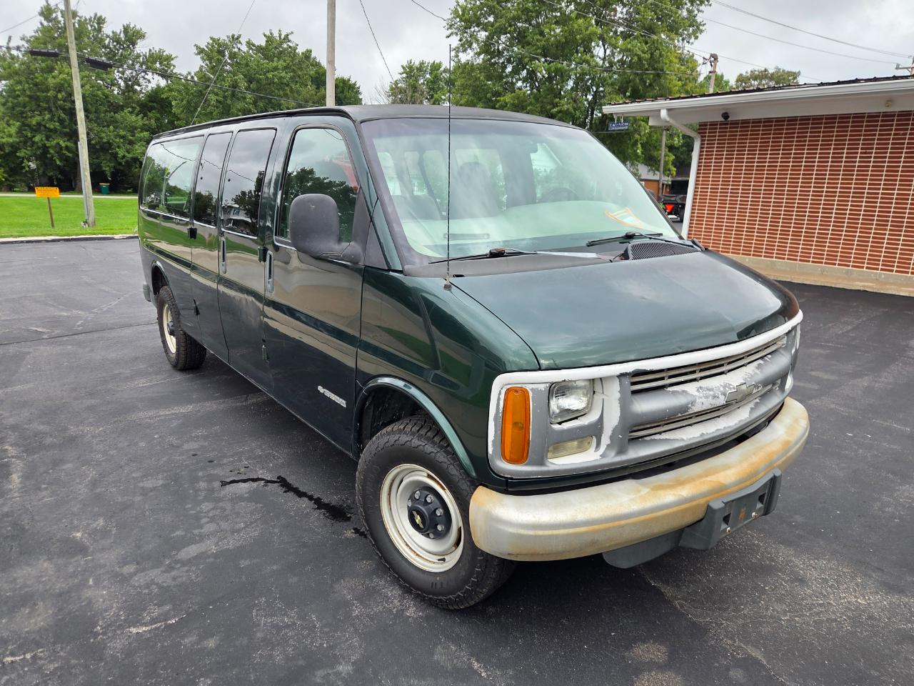 Chevrolet Express 3500 Extended 2002
