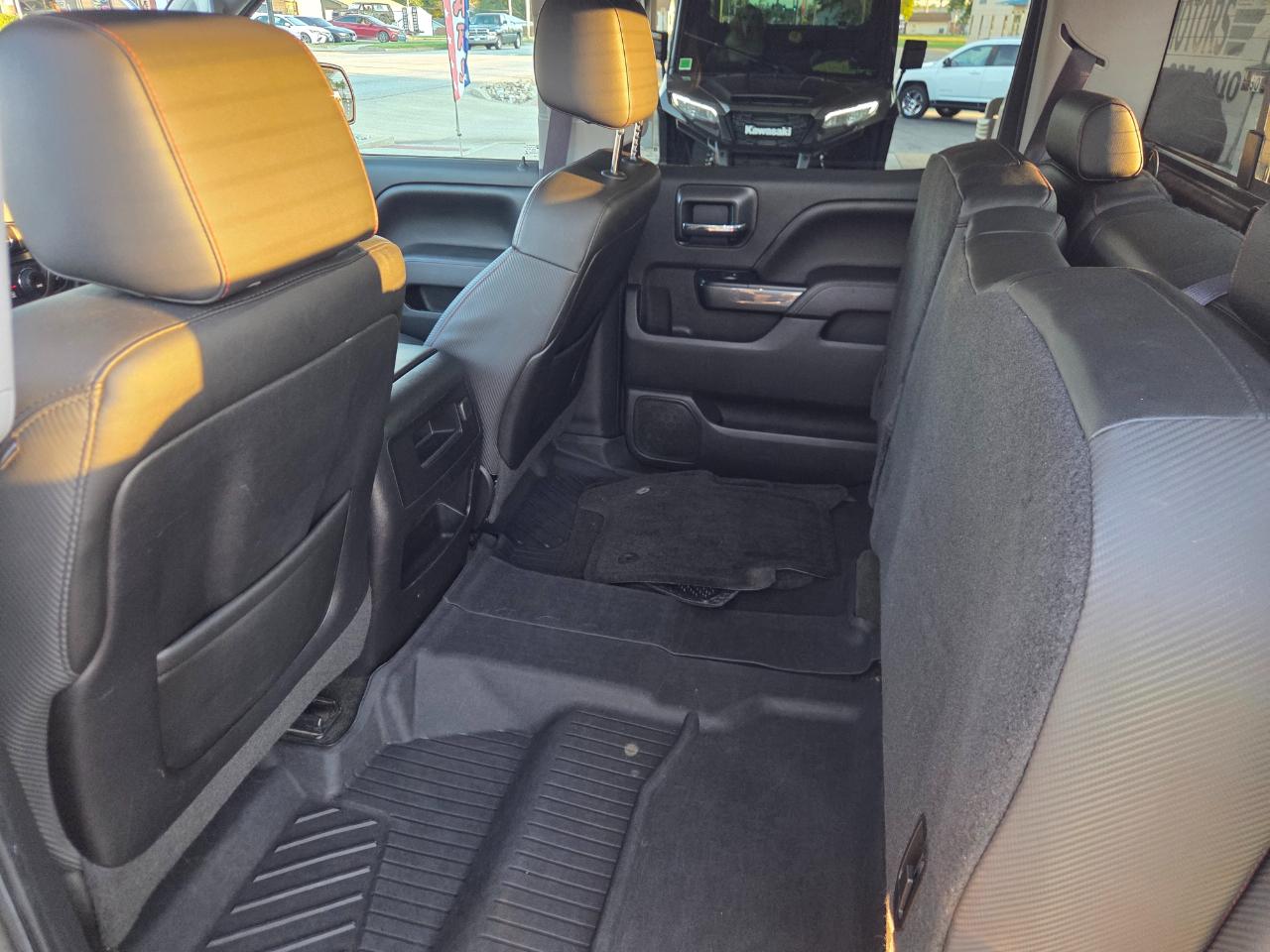 GMC Sierra 1500 SLT Crew Cab Short Box 4WD 2015