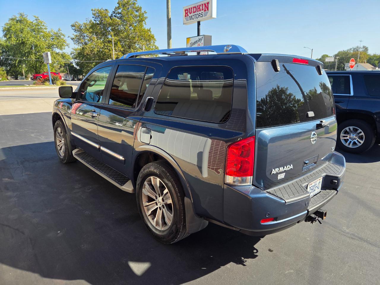 Nissan Armada SL 4WD 2015