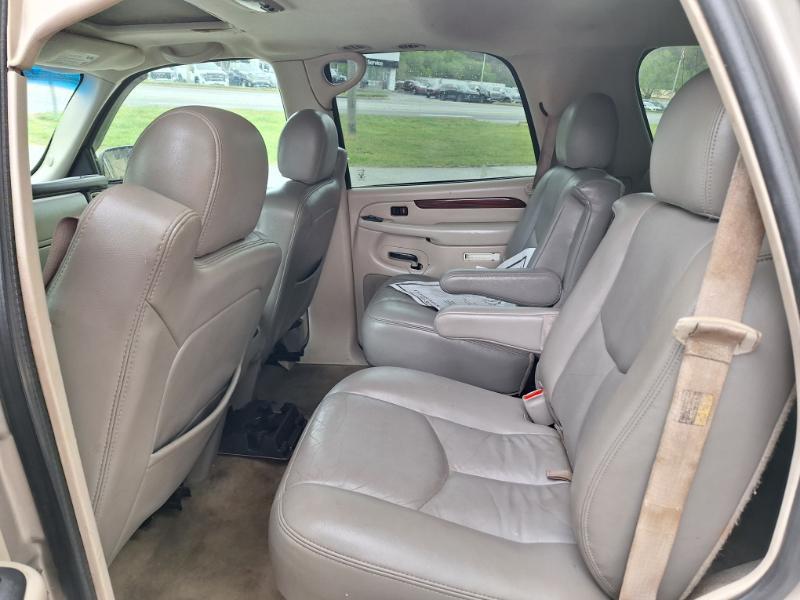 Cadillac Escalade AWD 2003