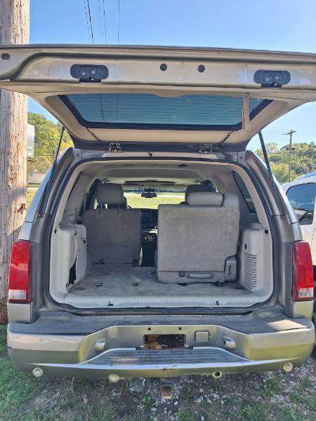 Cadillac Escalade AWD 2003