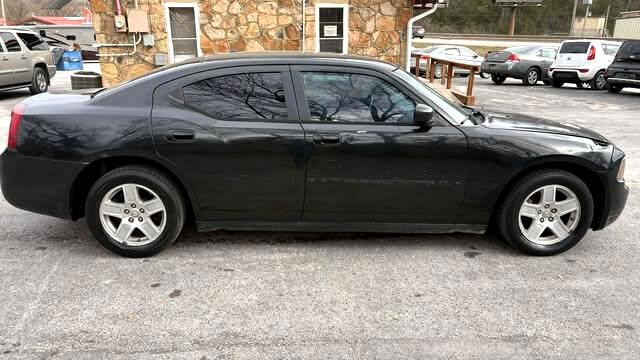 Dodge Charger 4dr Sdn SXT RWD 2007