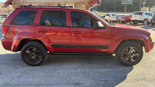 Jeep Grand Cherokee Laredo 4WD 2006