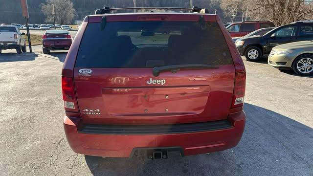 Jeep Grand Cherokee Laredo 4WD 2006