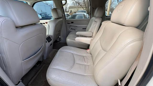 Cadillac Escalade ESV 2005