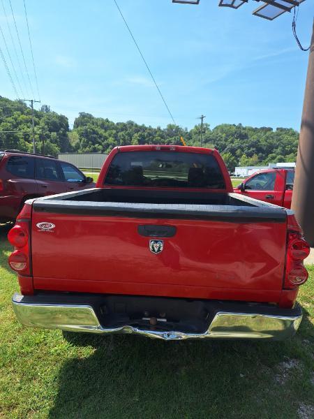 Dodge Ram 1500 SXT Quad Cab Long Bed 2WD 2008