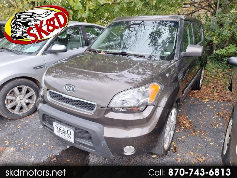 Kia Soul + 2010 Kia Soul + 2010