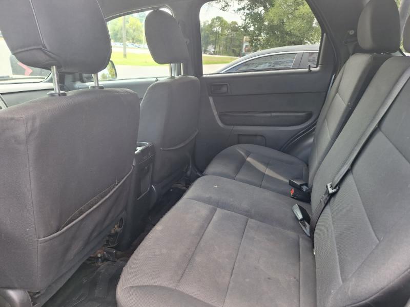Ford Escape XLT 4WD 2012