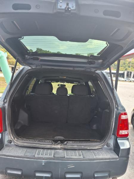 Ford Escape XLT 4WD 2012