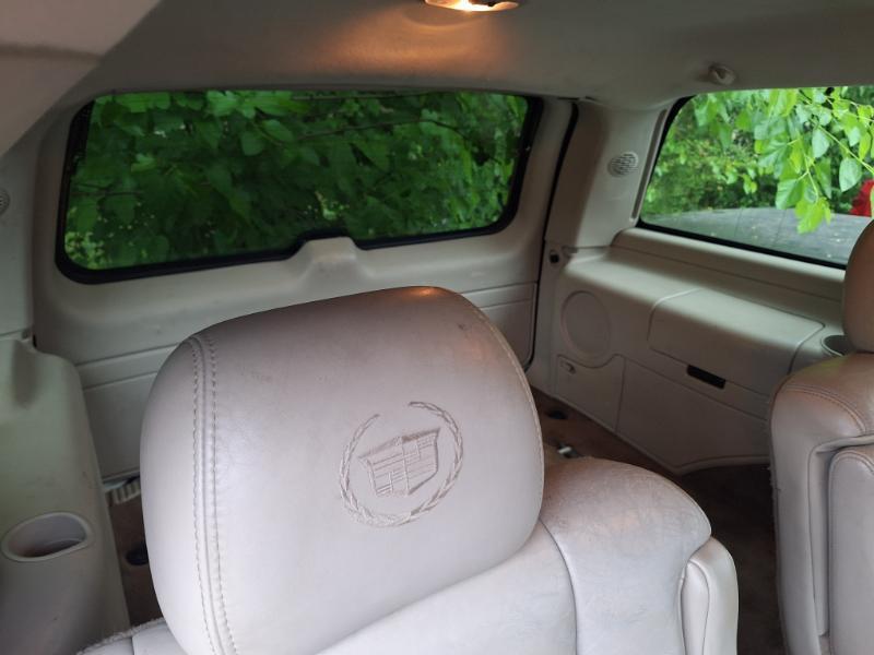 Cadillac Escalade AWD 2004