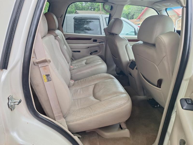 Cadillac Escalade AWD 2004