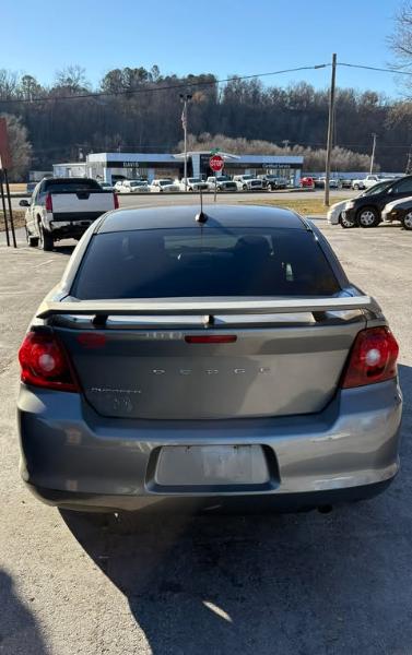 Dodge Avenger Base 2013