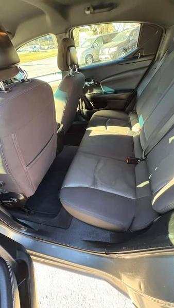 Dodge Avenger Base 2013