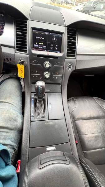 Ford Taurus SEL FWD 2013