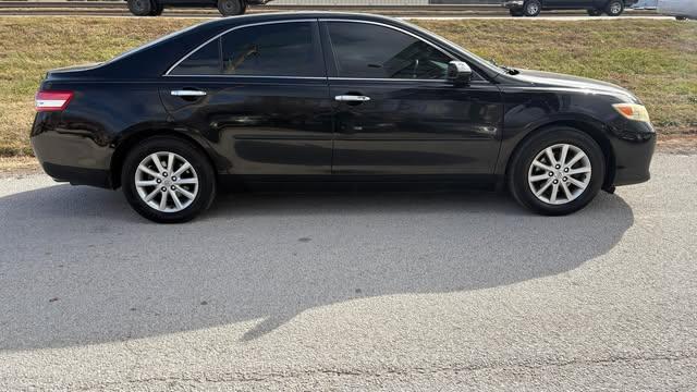 Toyota Camry LE V6 6-Spd AT 2010