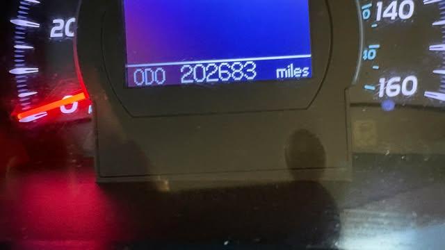 Toyota Camry LE V6 6-Spd AT 2010