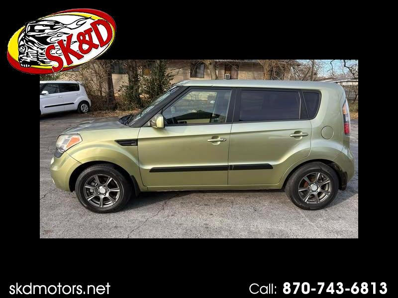 2011 Kia Soul +