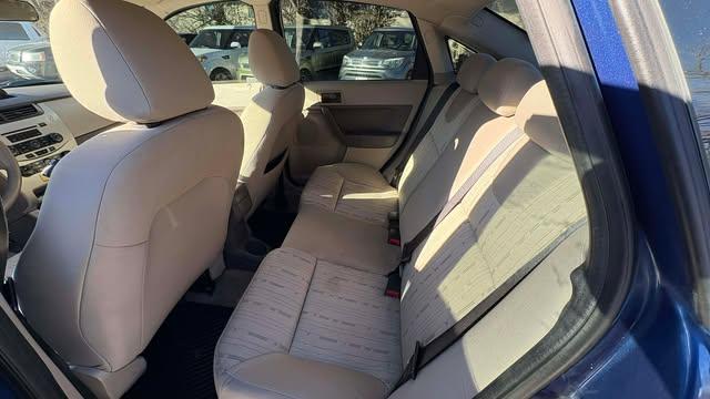 Ford Focus SE Sedan 2009